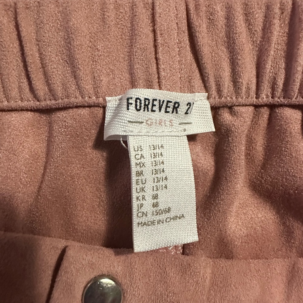 Forever 21 mini skit, suede, size 13/14. Light pink